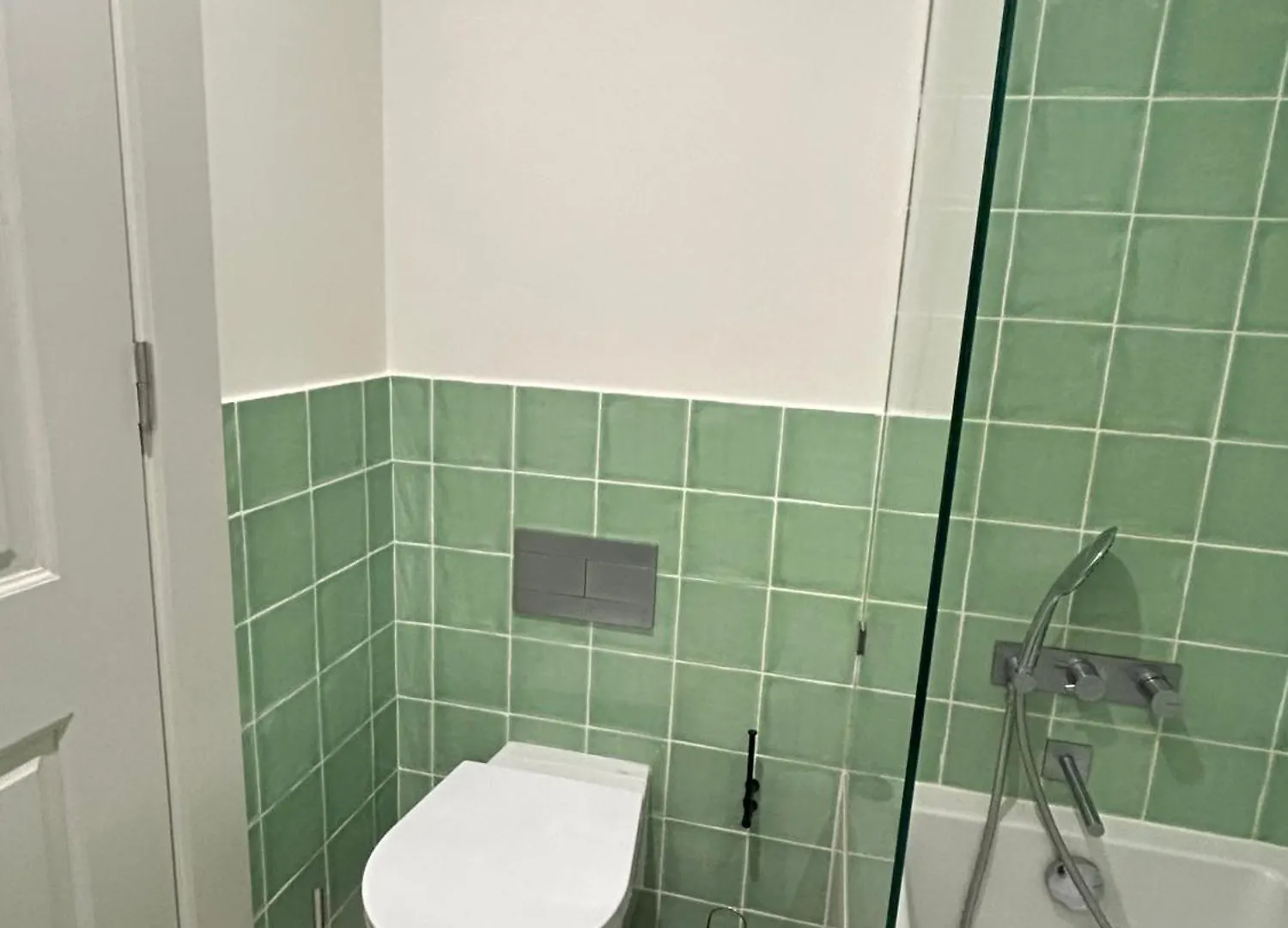 Santa Justa Bedroom Private Wc Lisboa Portugal